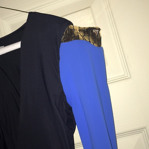 Dress - Picture 3 of 4